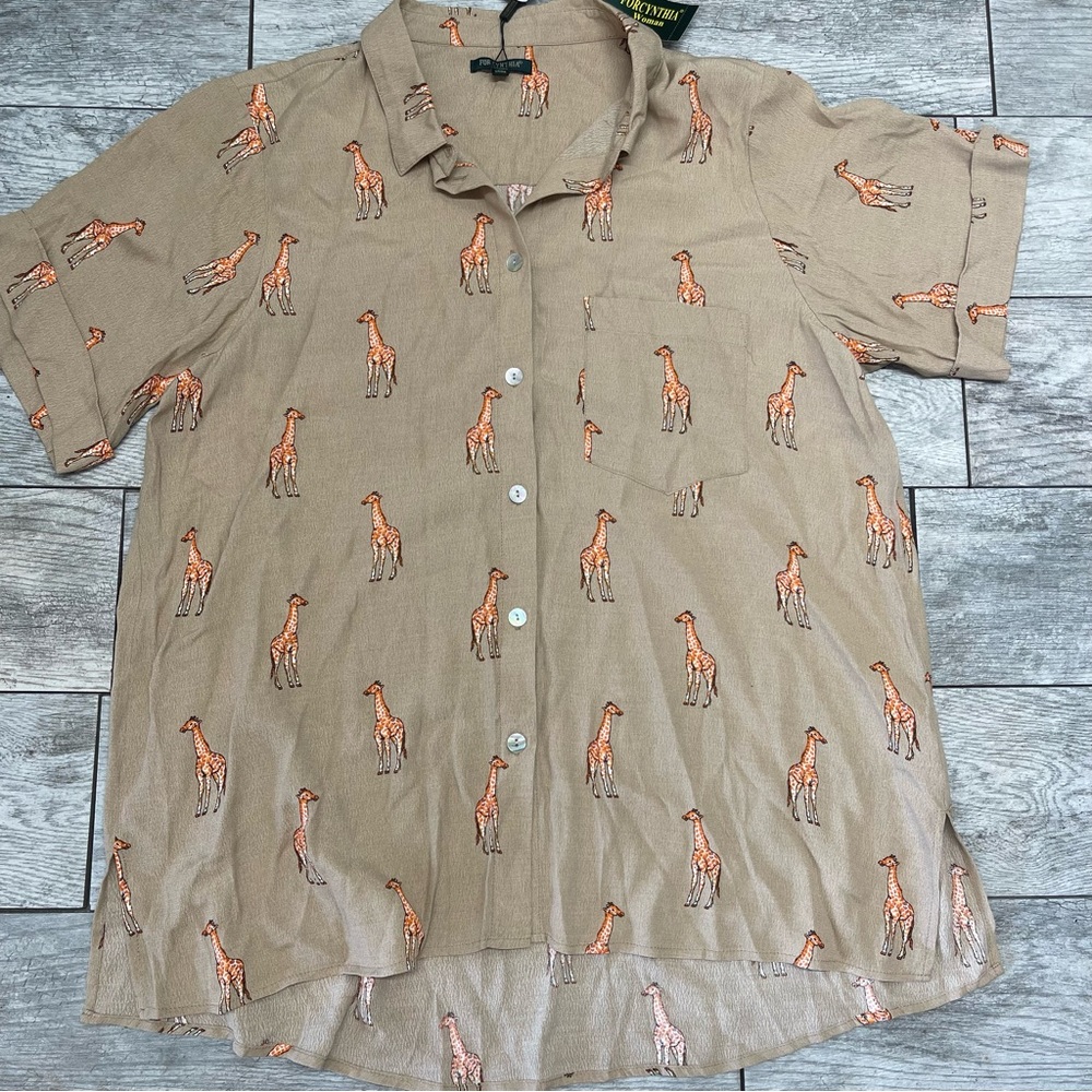 For Cynthia Giraffe short sleeve shirt 1X